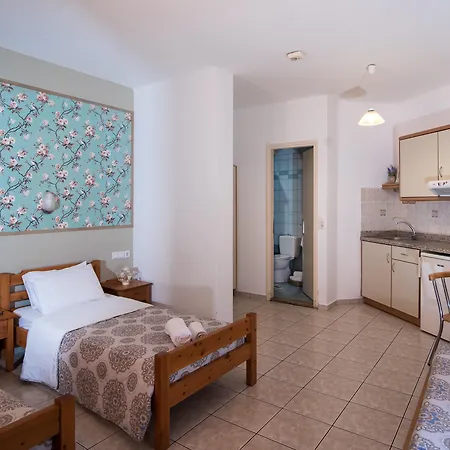 Sarpidon 3* Malia (Crete)
